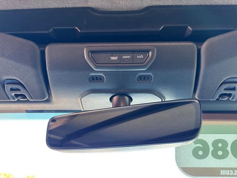 Certified 2022 Jeep Wrangler Unlimited Sahara image 24