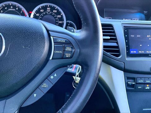 Used 2010 Acura TSX Sedan image 23