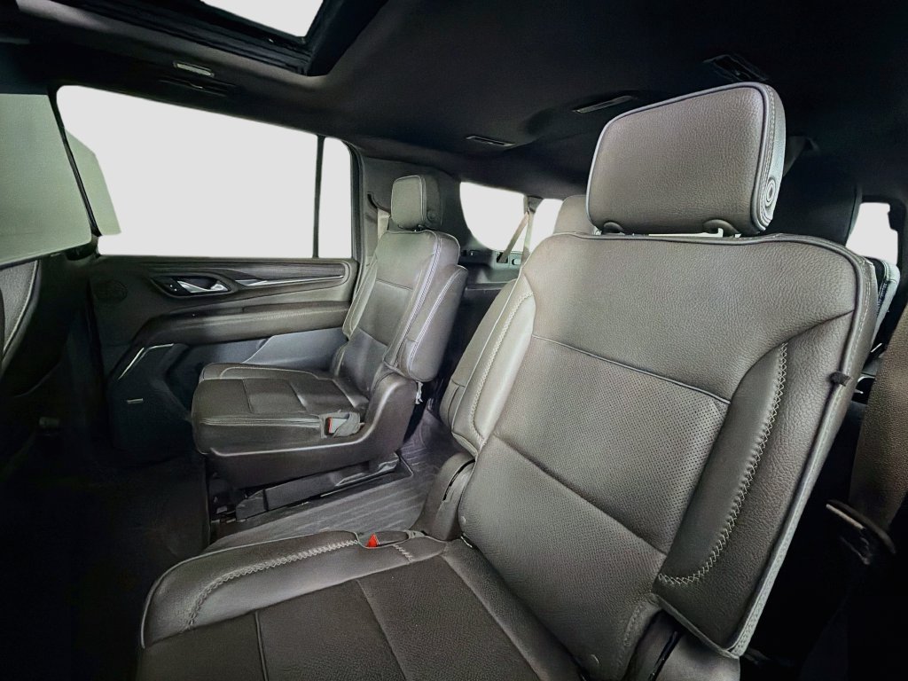 Used 2023 GMC Yukon XL Denali w/ Denali Reserve Package RWD image 27