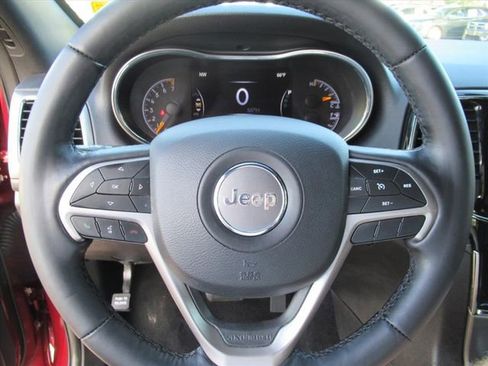 Used 2021 Jeep Grand Cherokee Laredo X image 19