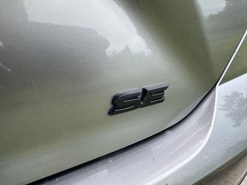Used 2025 Toyota Camry SE FWD image 13