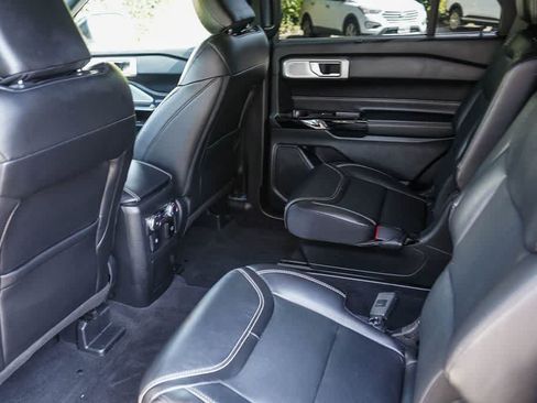 Used 2022 Ford Explorer ST w/ Equipment Group 401A AWD/4WD image 16