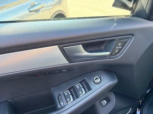Used 2017 Audi Q5 2.0T Premium Plus w/ Technology Package AWD/4WD image 6