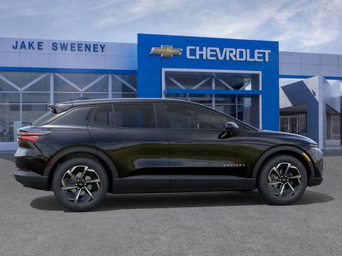 New 2026 Chevrolet Equinox EV LT image 5