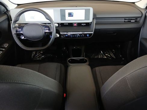 New 2024 Hyundai Ioniq 5 SEL image 10