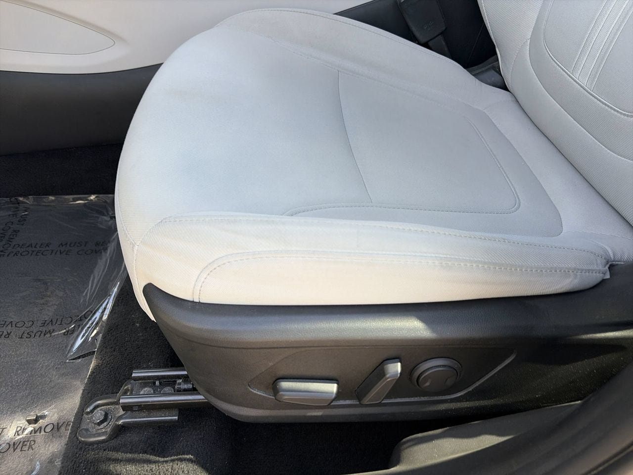 Certified 2025 Hyundai Tucson SEL FWD image 19