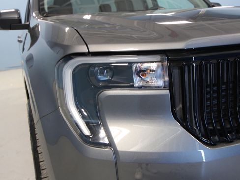 New 2026 Ford Maverick Lobo AWD/4WD image 30