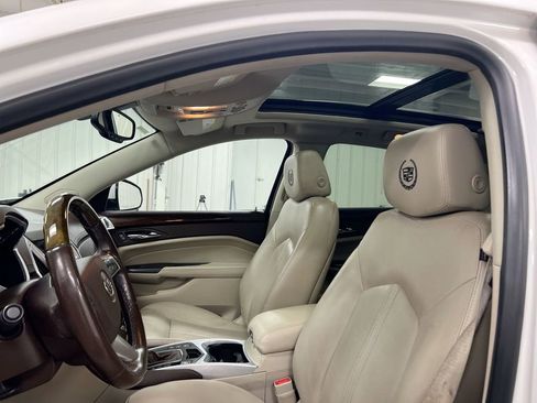 Used 2012 Cadillac SRX Luxury FWD image 18
