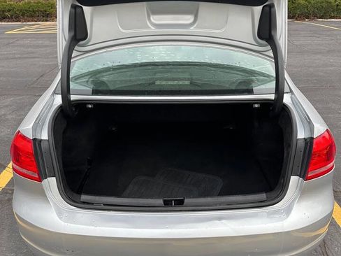 Used 2013 Volkswagen Passat 2.5 SE image 25