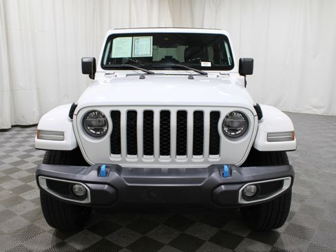 Used 2022 Jeep Wrangler Unlimited Sahara w/ Safety Group image 38