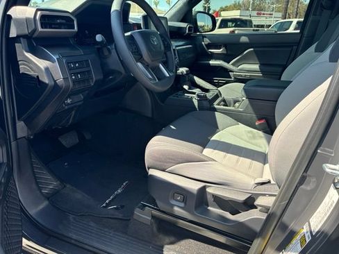 Used 2026 Toyota Tacoma TRD Off-Road AWD/4WD image 3