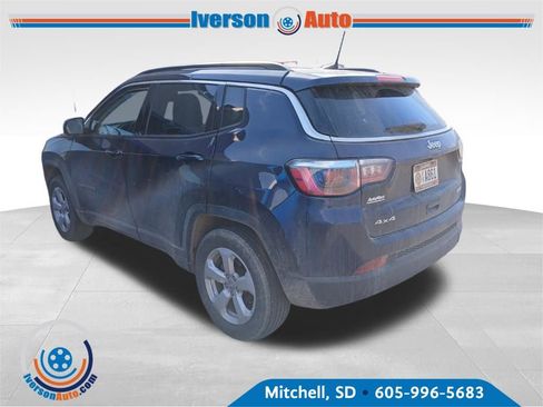 Used 2018 Jeep Compass Latitude w/ Popular Equipment Group image 3