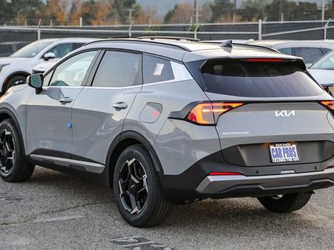 New 2026 Kia Sportage EX w/ EX Panorama Roof Package image 6
