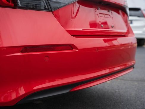 Used 2022 Honda Civic Touring image 8