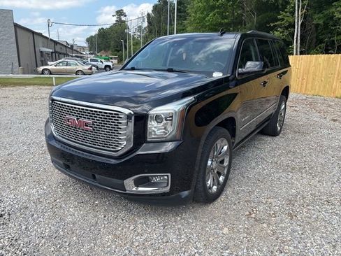 Used 2016 GMC Yukon Denali w/ Open Road Package AWD/4WD image 3