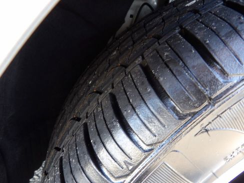 Used 2020 Ford Transit Connect XL image 52