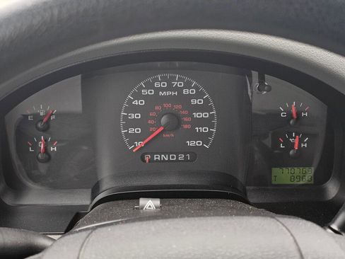 Used 2006 Ford F150 XL RWD image 22