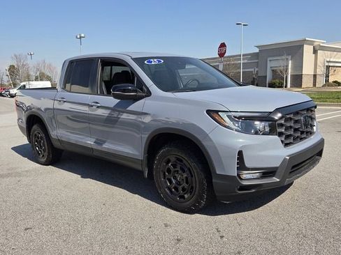 Certified 2025 Honda Ridgeline TrailSport+ image 7