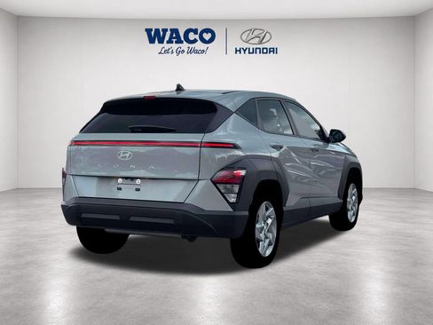 Certified 2026 Hyundai Kona SE FWD image 9