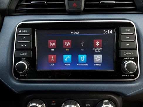 Used 2025 Nissan Versa SV FWD image 26