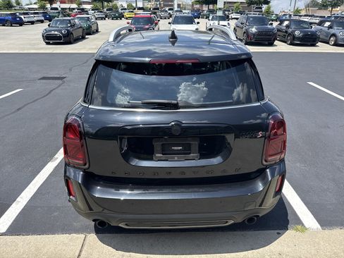 Used 2024 MINI Cooper Countryman S w/ Premium Package FWD image 10