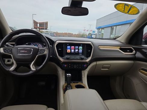 Used 2017 GMC Acadia Denali w/ Technology Package image 12