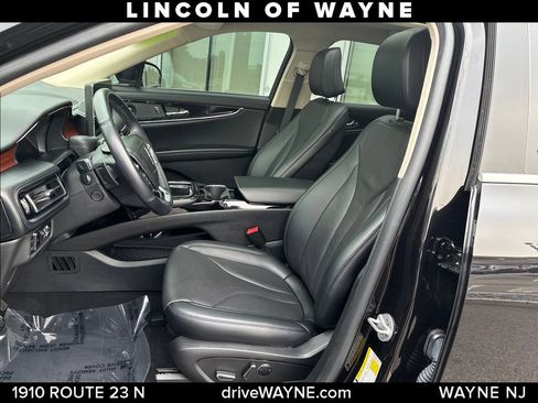 Certified 2023 Lincoln Nautilus Reserve w/ Equipment Group 201A AWD/4WD image 22