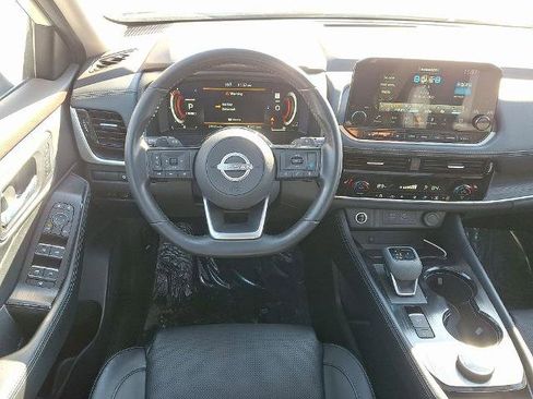 Certified 2023 Nissan Rogue Platinum image 12