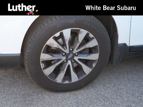 Used 2016 Subaru Outback 2.5i Limited AWD/4WD image 1