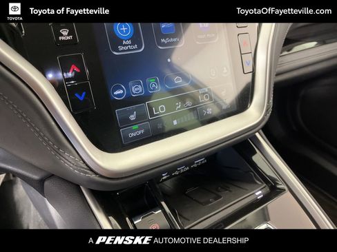 Used 2023 Subaru Outback Limited image 32