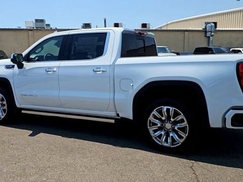 New 2026 GMC Sierra 1500 Denali w/ Denali Reserve Package AWD/4WD image 7