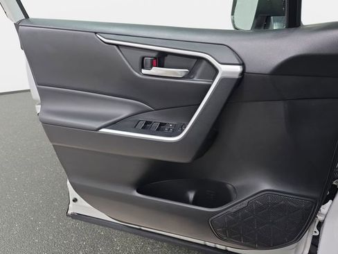 Certified 2023 Toyota RAV4 XLE AWD/4WD image 24