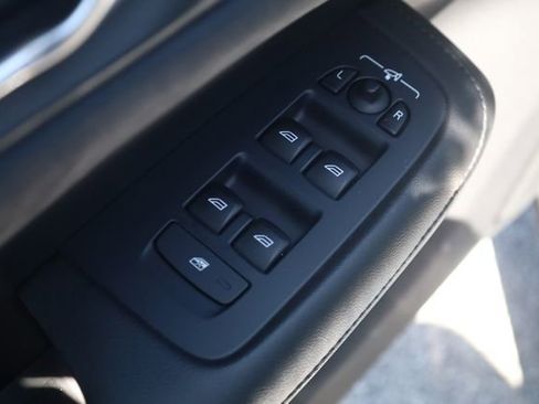 Used 2024 Volvo S60 B5 Core AWD/4WD image 13