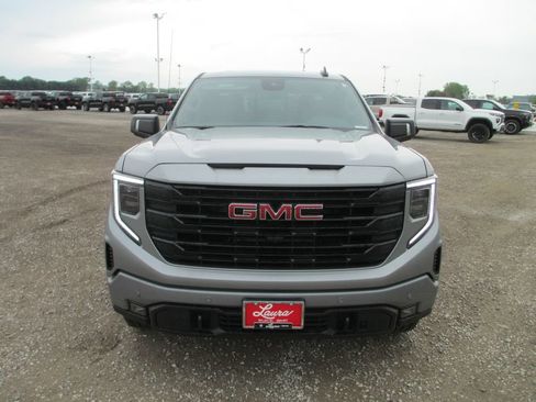 New 2026 GMC Sierra 1500 Elevation w/ Elevation Premium Package AWD/4WD image 13