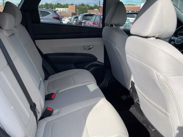 Used 2025 Hyundai Tucson SEL AWD/4WD image 11