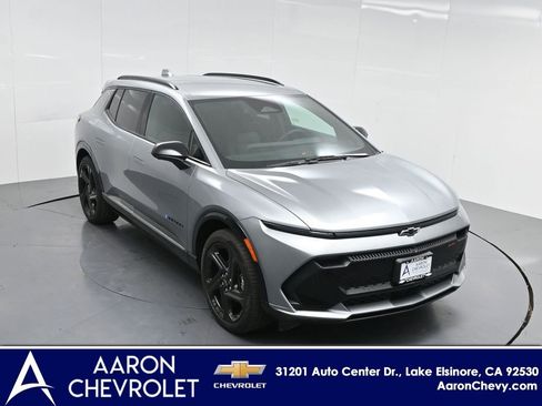 New 2025 Chevrolet Equinox EV RS image 36