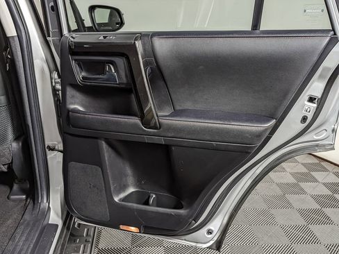 Used 2023 Toyota 4Runner TRD Off-Road image 41