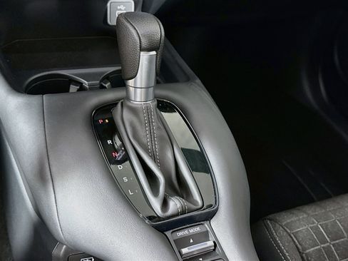 Certified 2024 Honda HR-V LX image 19