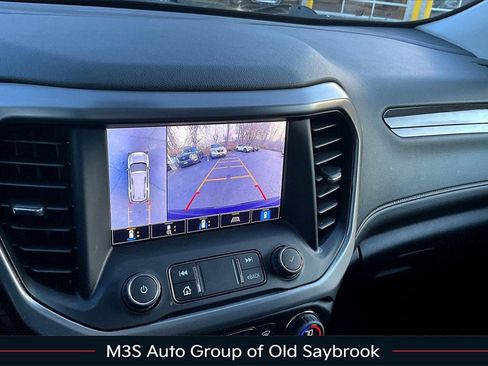Used 2023 GMC Acadia AT4 w/ Technology Package image 14