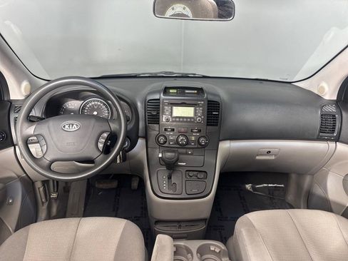Used 2009 Kia Sedona image 12