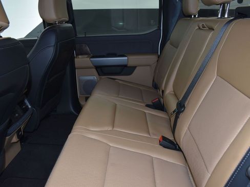 Used 2025 Ford F250 Lariat w/ Lariat Ultimate Package image 16