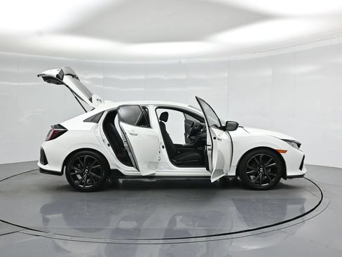 Used 2018 Honda Civic Sport image 3