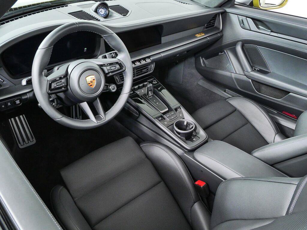 Used 2026 Porsche 911 GTS RWD image 29