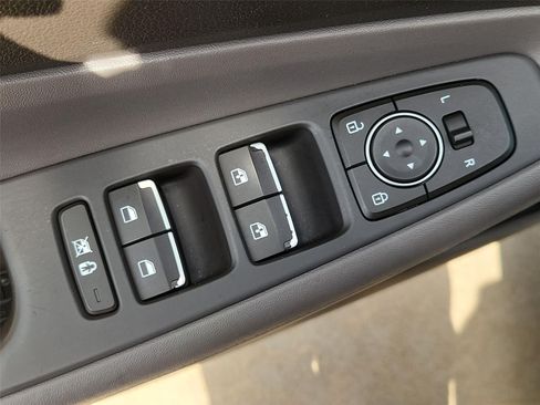 Used 2020 Hyundai Santa Fe SEL FWD image 22