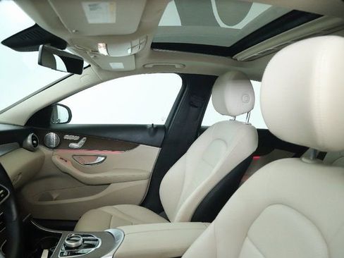 Used 2021 Mercedes-Benz C 300 4MATIC Sedan image 19