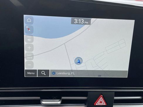 New 2025 Hyundai Elantra Limited image 29