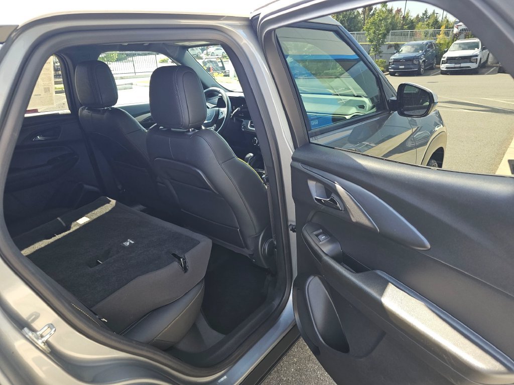 Used 2024 Chevrolet TrailBlazer ACTIV w/ Convenience Package AWD/4WD image 15