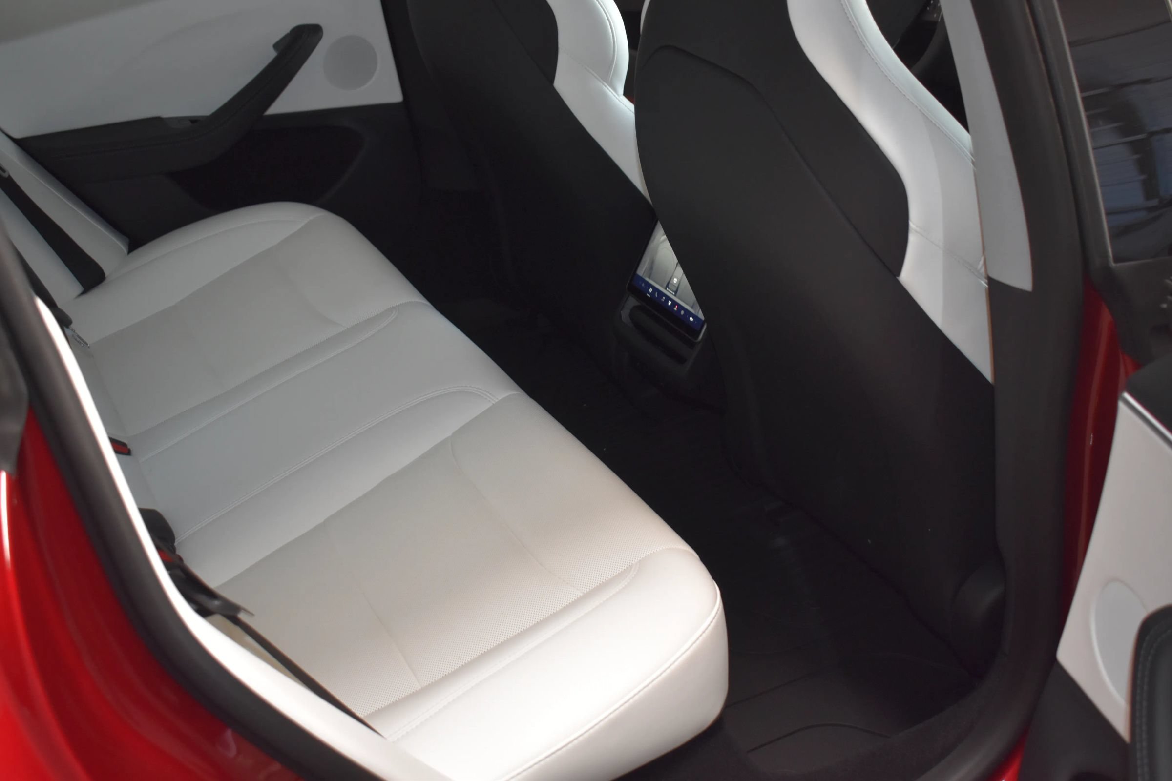 Used 2024 Tesla Model 3 Performance AWD/4WD image 13