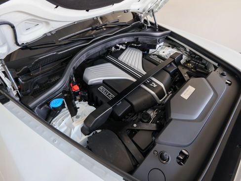 Used 2023 Rolls-Royce Cullinan image 74