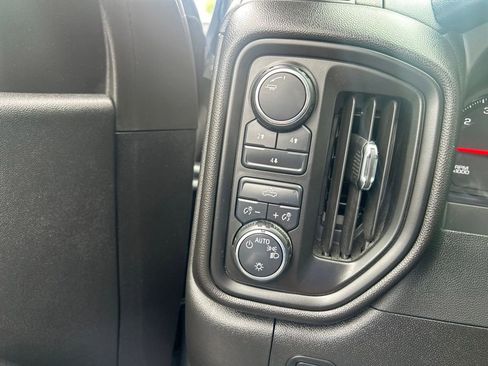Used 2025 Chevrolet Silverado 2500 Custom w/ Custom Convenience Package AWD/4WD image 6